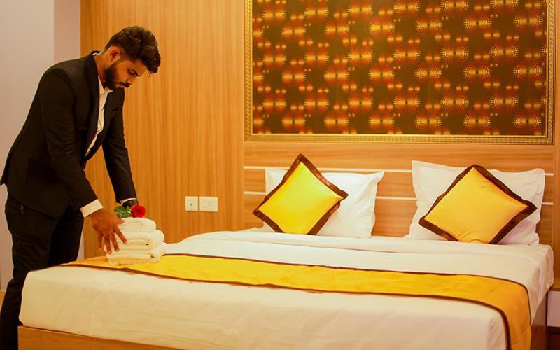 Hotel Emirates Kannangad Extérieur photo